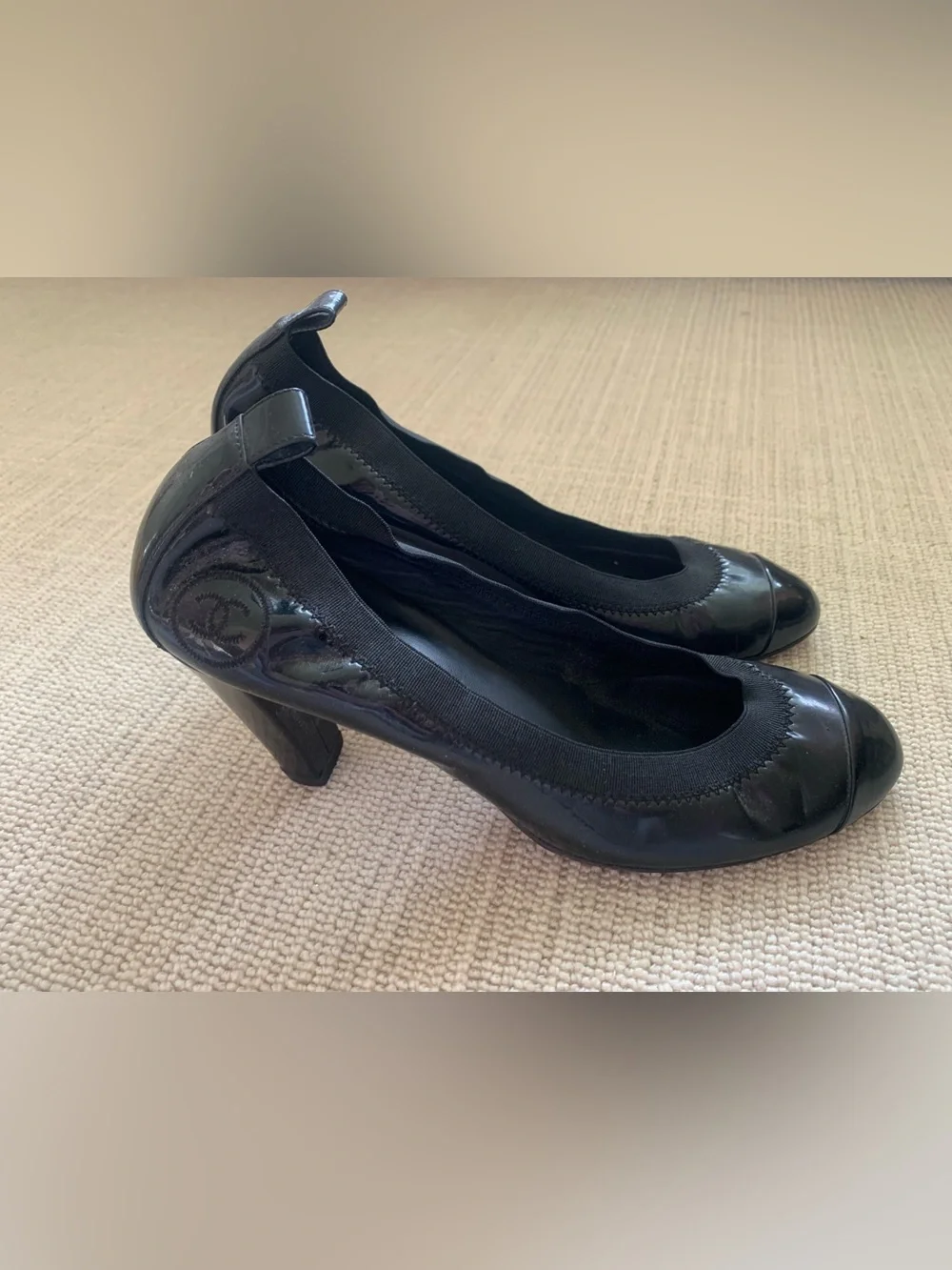 CHANEL Black Patent Leather Stretch Spirit Pumps 39 8.5